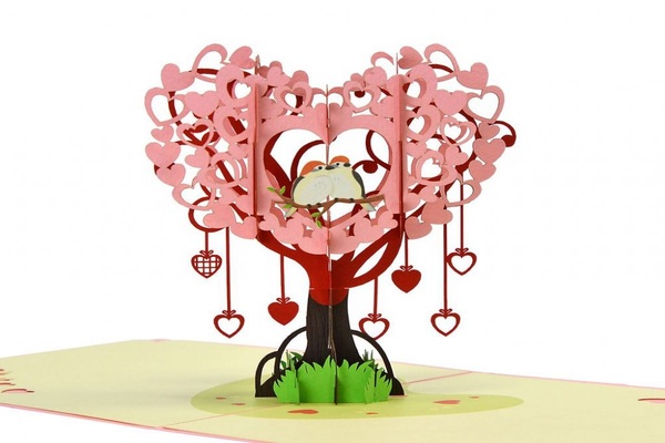 Thiệp Giáng Sinh 3D hình cây tình yêu (Nguồn: Internet)
