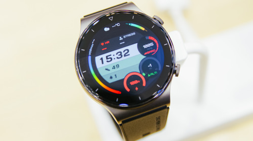 Trên tay Huawei Watch GT 2 Pro chính thức tại Việt Nam: đồng hồ thể thao cao cấp, pin đến 2 tuần giá 8.99 triệu đồng