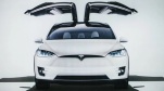 Chuyện hy hữu: Chủ xe Tesla phải ‘đền’ nhà sản xuất 1.400 USD vì gọi chiếc Model X là ‘món đồ chơi tự sát’