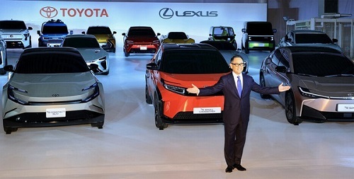 ‘Toyota đang có một lỗ hổng nghiêm trọng trong cuộc đua xe điện’